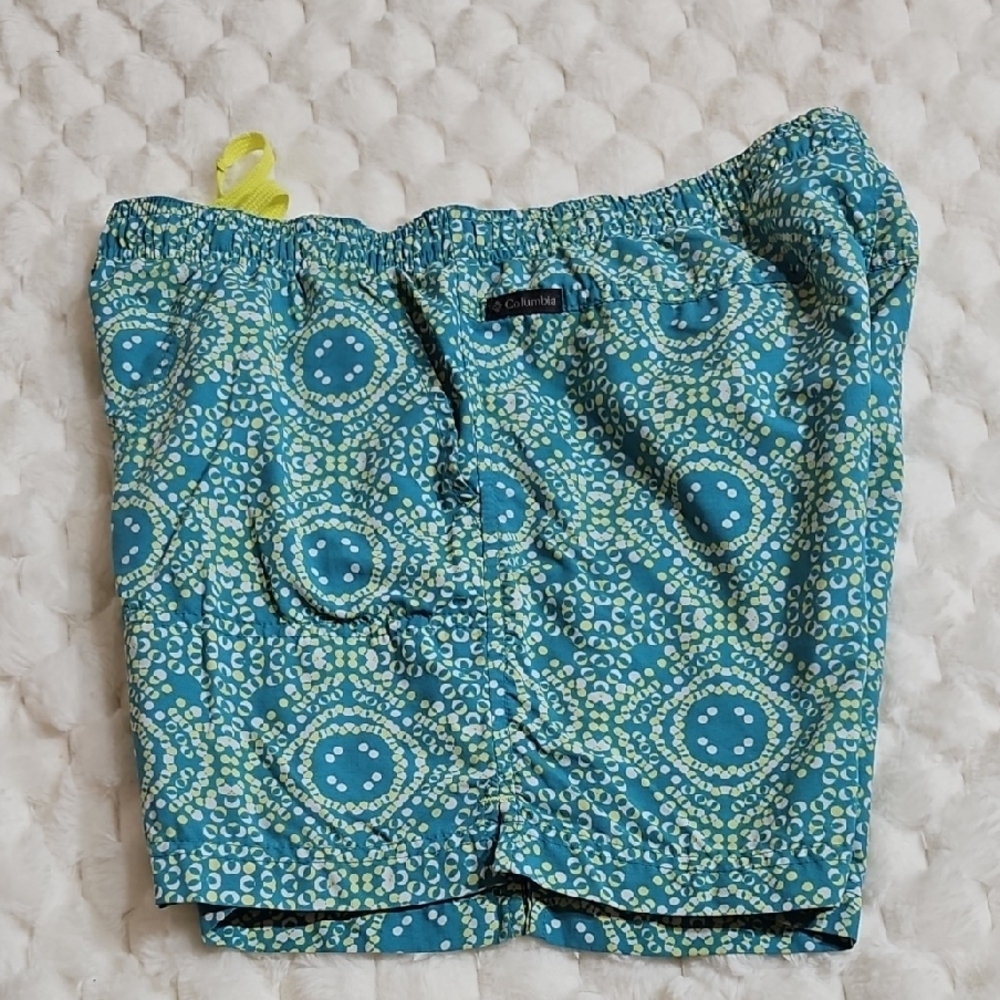 Columbia Teal and White Patterned Women's High Waist Shorts - Picture 5 of 6